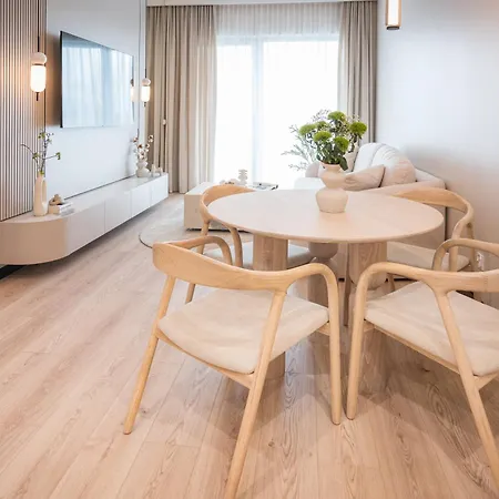 Zatoka Elite4rent Z Widokiem Na Jezioro I Przestronnymi Tarasami Apartment *