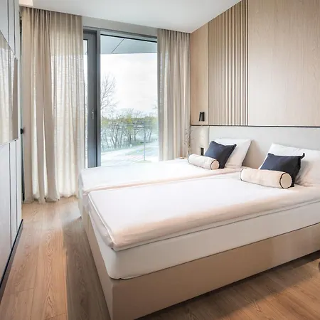 Zatoka Elite4rent Z Widokiem Na Jezioro I Przestronnymi Tarasami 公寓 *