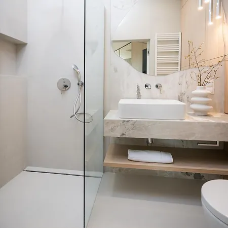 דירה Zatoka Elite4rent Z Panoramicznym Widokiem Na Jezioro I Przestronnymi Tarasami *