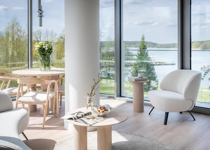 Διαμέρισμα Zatoka Elite4rent Z Widokiem Na Jezioro I Przestronnymi Tarasami *