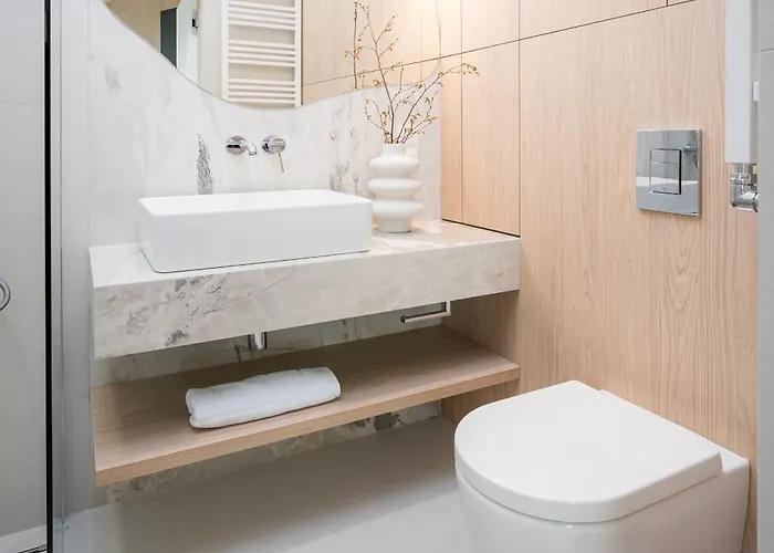 Zatoka Elite4rent Z Widokiem Na Jezioro I Przestronnymi Tarasami * Όλστυν