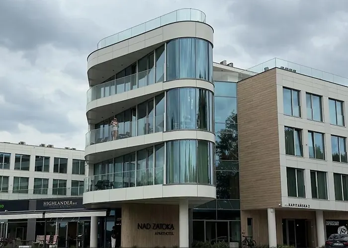 Zatoka Elite4rent Z Widokiem Na Jezioro I Przestronnymi Tarasami *